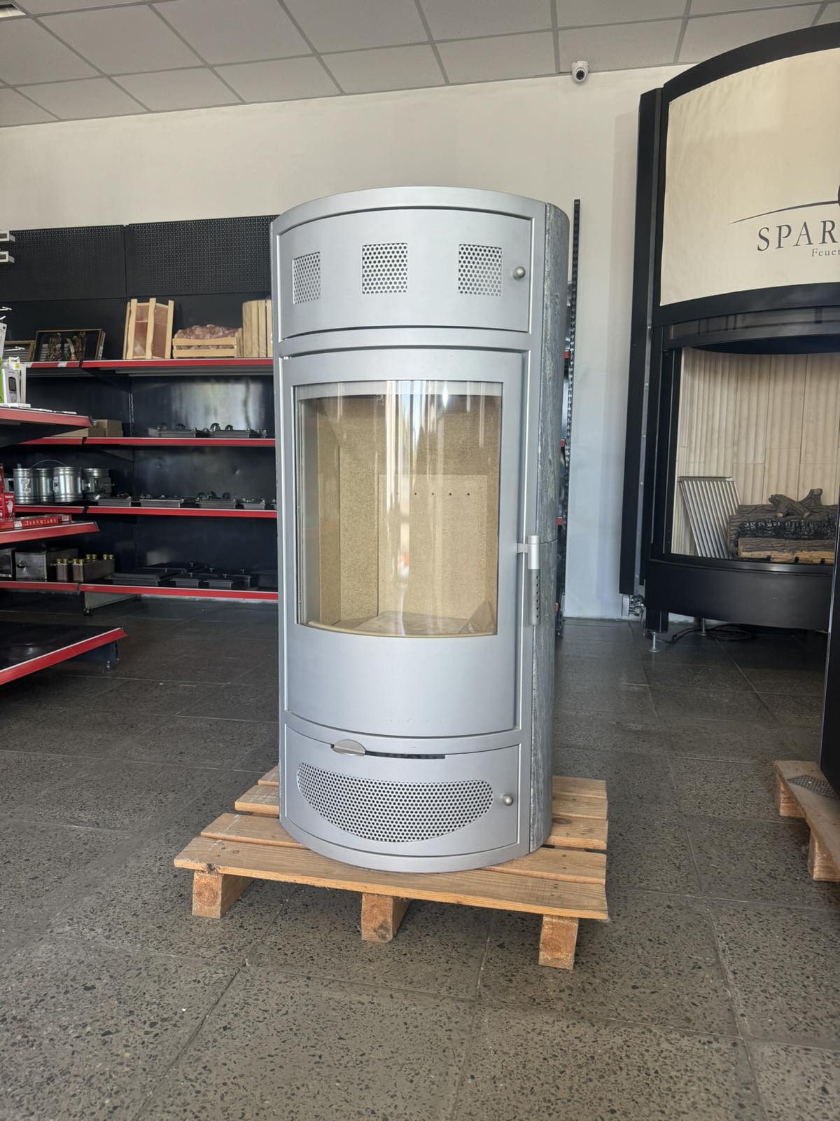 Стальная печь Spartherm Ambiente K1 H2O